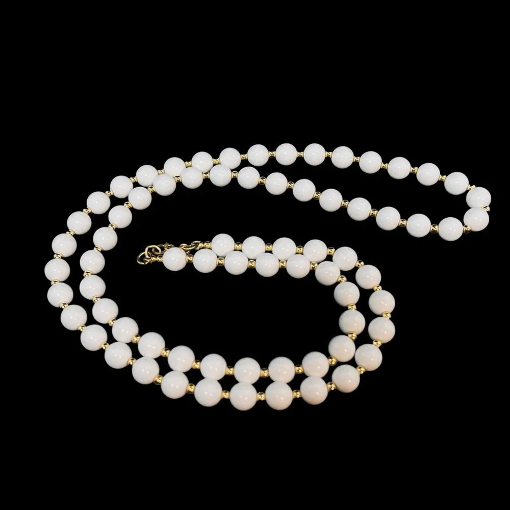 Monet White And Gold Tone Beaded Necklace (4853) - Picture 6 of 7